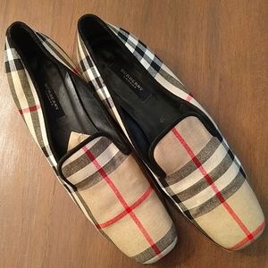 Burberry Beige Plaid Flats with Black Trim